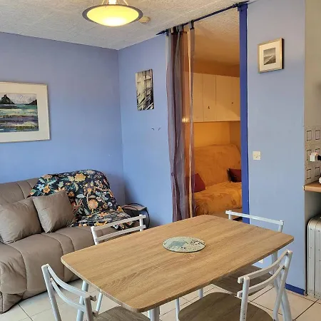 Avec Terrasse, Parking Prive Et Acces Direct A La - Fr-1-465-86 *